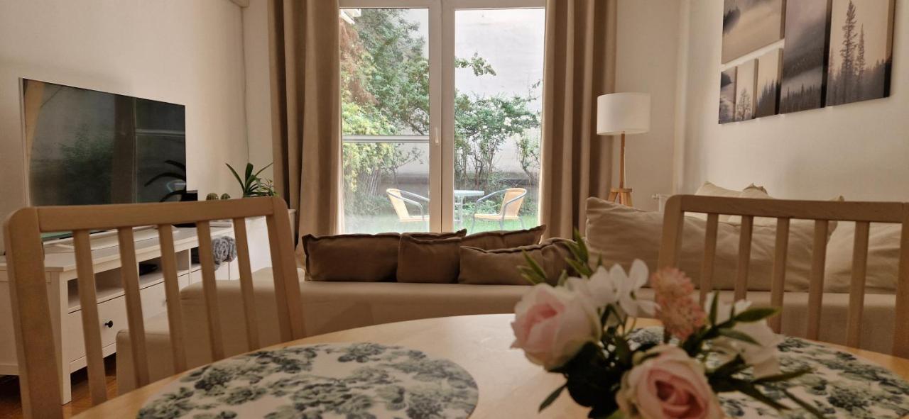 Garden In The Heart Of The City 부다페스트 외부 사진